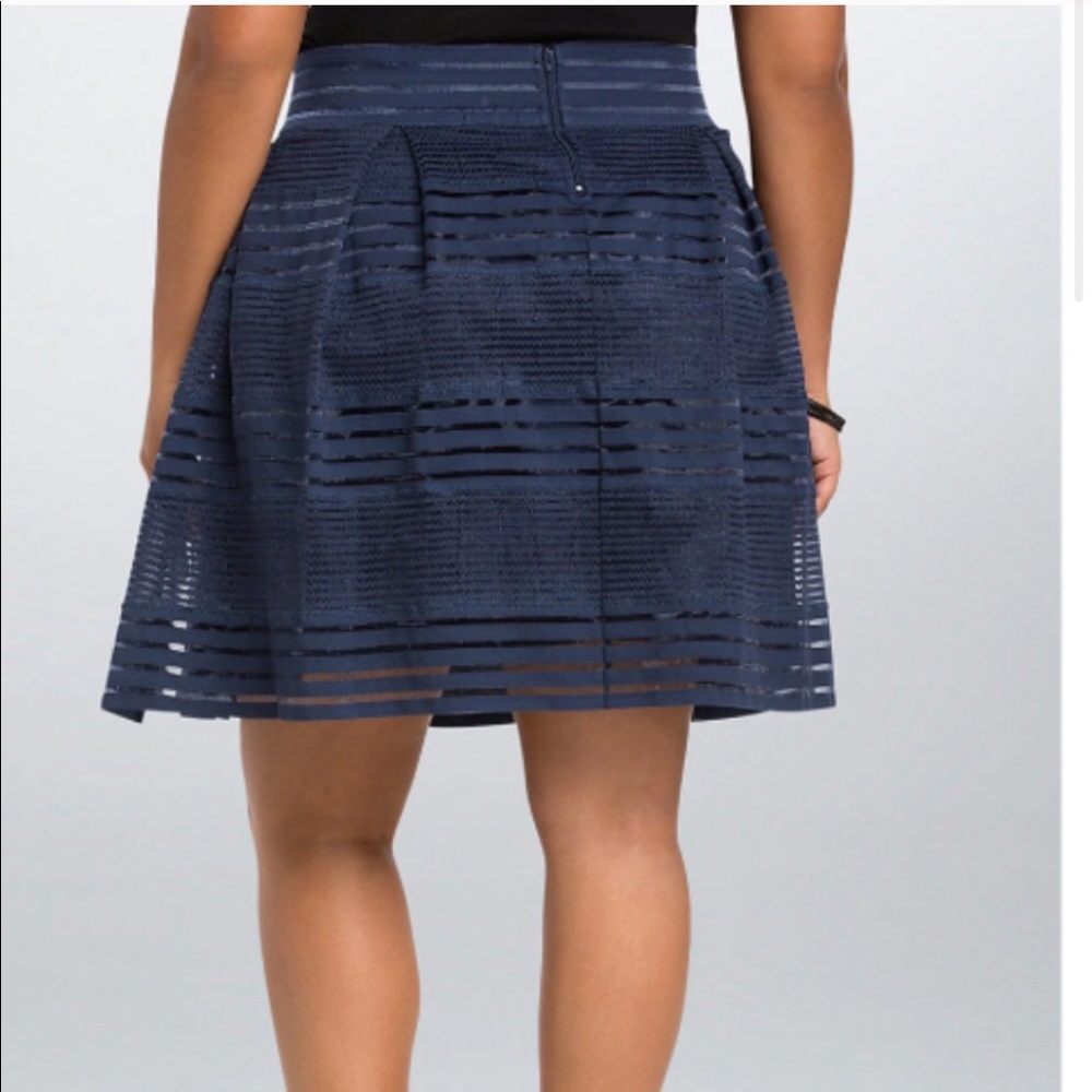 Torrid navy blue striped elastic full skirt